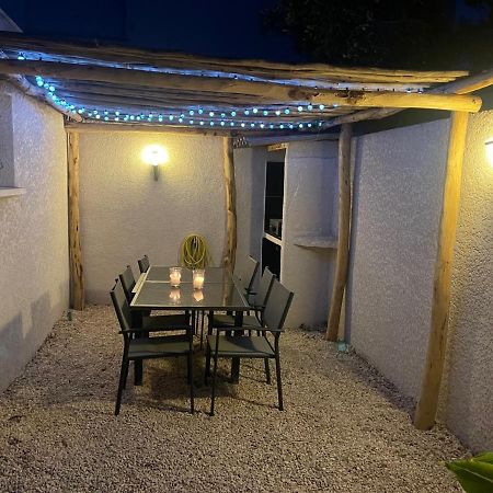 Mazet proche plage Agde Buitenkant foto