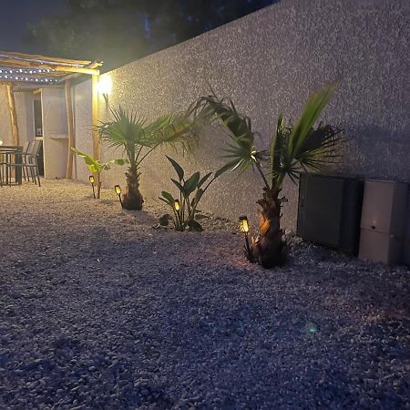 Mazet proche plage Agde Buitenkant foto